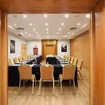 Отель Silken Luis De