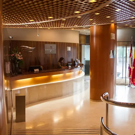 Hotel Silken Luis De