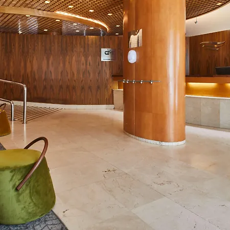 Hotel Silken Luis De 4*