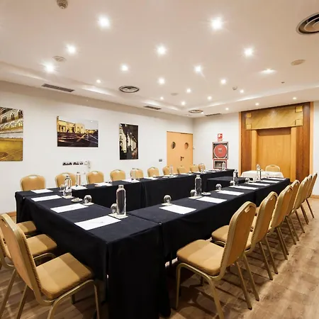 Hotel Silken Luis De 4*