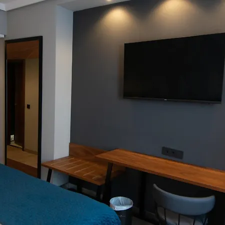 Silken Luis De Hotel 4*