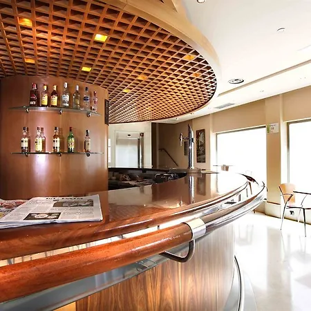 Hotel Silken Luis De 4*