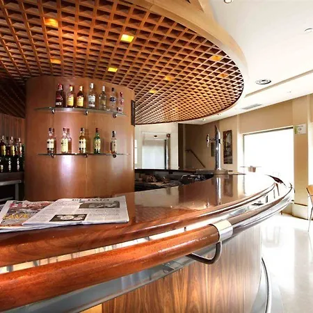 Hotel Silken Luis De