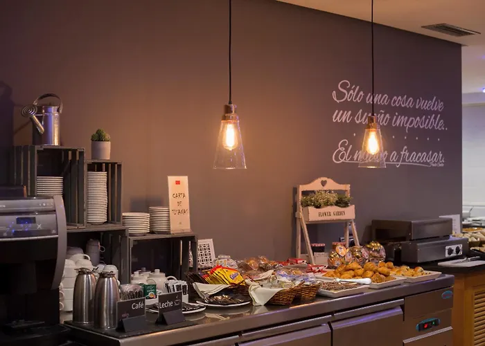 Silken Luis De 4* Леон