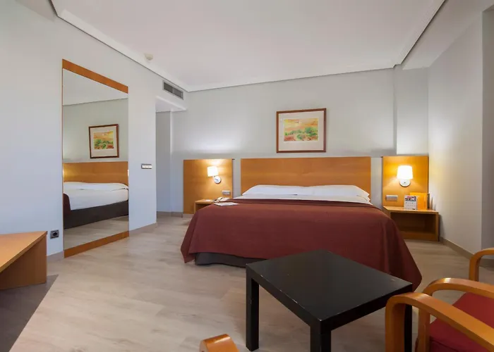 Silken Luis De 4* Леон