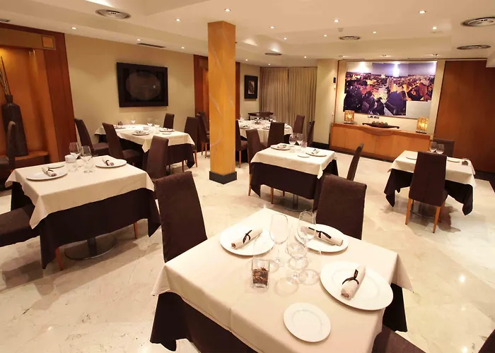 호텔 Silken Luis De 레온