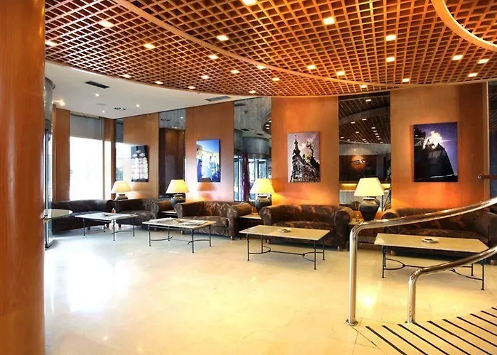 호텔 Silken Luis De